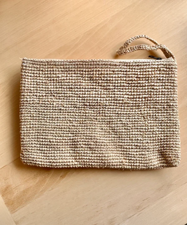 pouch1